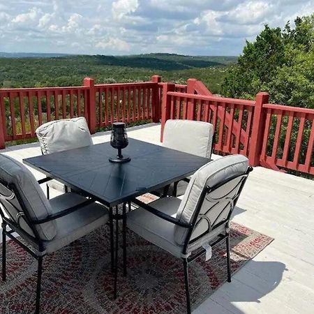 Entire 2Br 2Ba Hilltop View Home Sleeps 7 Pets 4 Acres Jacuzzi Central Ac Kingbeds Free Wifi-Parking Kitchen Washerdryer Starry Terrace Two Sunset Dining Patios Grill Stovetop Oven Fridge Onsitewoodedhiking Wildlife Coveredpatio4Pets & Birds Singing! Marble Falls Ngoại thất bức ảnh